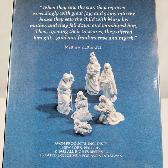Vintage 1982 AVON Nativity Collectibles The Magi Bathasar Porcelain Figurine Box - Picture 5 of 16